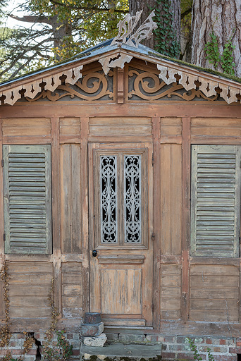 fabrique de jardin © Pierre-Marie Barbe-Richaud / Région Bourgogne-Franche-Comté, Inventaire du patrimoine - 2019 fabrique de jardin © Pierre-Marie Barbe-Richaud / Région Bourgogne-Franche-Comté, Inventaire du patrimoine - 2019