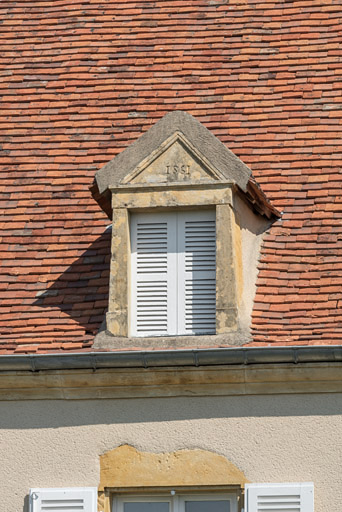 ferme © Pierre-Marie Barbe-Richaud / Région Bourgogne-Franche-Comté, Inventaire du patrimoine - 2019 ferme © Pierre-Marie Barbe-Richaud / Région Bourgogne-Franche-Comté, Inventaire du patrimoine - 2019