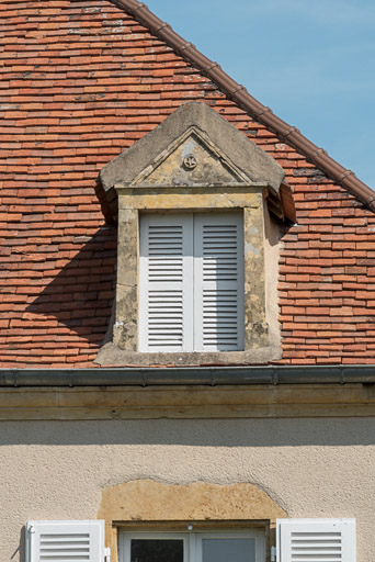 ferme © Pierre-Marie Barbe-Richaud / Région Bourgogne-Franche-Comté, Inventaire du patrimoine - 2019 ferme © Pierre-Marie Barbe-Richaud / Région Bourgogne-Franche-Comté, Inventaire du patrimoine - 2019