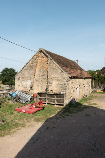 ferme © Pierre-Marie Barbe-Richaud / Région Bourgogne-Franche-Comté, Inventaire du patrimoine - 2019 ferme © Pierre-Marie Barbe-Richaud / Région Bourgogne-Franche-Comté, Inventaire du patrimoine - 2019