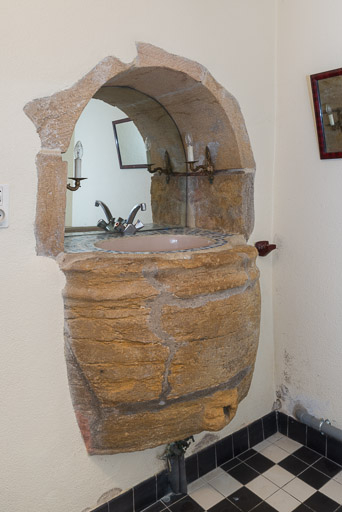 ferme © Pierre-Marie Barbe-Richaud / Région Bourgogne-Franche-Comté, Inventaire du patrimoine - 2019 ferme © Pierre-Marie Barbe-Richaud / Région Bourgogne-Franche-Comté, Inventaire du patrimoine - 2019