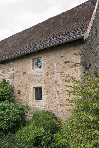 ferme © Pierre-Marie Barbe-Richaud / Région Bourgogne-Franche-Comté, Inventaire du patrimoine - 2019 ferme © Pierre-Marie Barbe-Richaud / Région Bourgogne-Franche-Comté, Inventaire du patrimoine - 2019