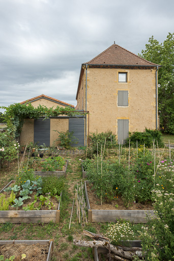ferme © Pierre-Marie Barbe-Richaud / Région Bourgogne-Franche-Comté, Inventaire du patrimoine - 2019 ferme © Pierre-Marie Barbe-Richaud / Région Bourgogne-Franche-Comté, Inventaire du patrimoine - 2019