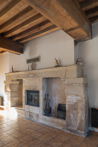 demeure © Pierre-Marie Barbe-Richaud / Région Bourgogne-Franche-Comté, Inventaire du patrimoine - 2019 demeure © Pierre-Marie Barbe-Richaud / Région Bourgogne-Franche-Comté, Inventaire du patrimoine - 2019