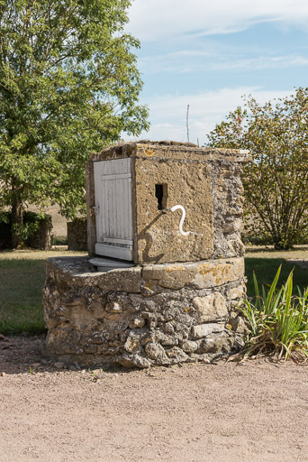 ferme © Pierre-Marie Barbe-Richaud / Région Bourgogne-Franche-Comté, Inventaire du patrimoine - 2019 ferme © Pierre-Marie Barbe-Richaud / Région Bourgogne-Franche-Comté, Inventaire du patrimoine - 2019