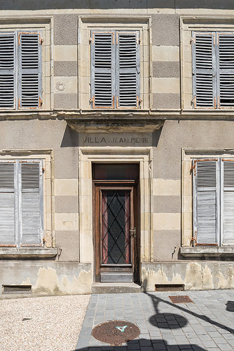 demeure © Pierre-Marie Barbe-Richaud / Région Bourgogne-Franche-Comté, Inventaire du patrimoine - 2020 demeure © Pierre-Marie Barbe-Richaud / Région Bourgogne-Franche-Comté, Inventaire du patrimoine - 2020