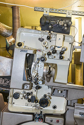 cinéma © Pierre-Marie Barbe-Richaud / Région Bourgogne-Franche-Comté, Inventaire du patrimoine - 2021 cinéma © Pierre-Marie Barbe-Richaud / Région Bourgogne-Franche-Comté, Inventaire du patrimoine - 2021