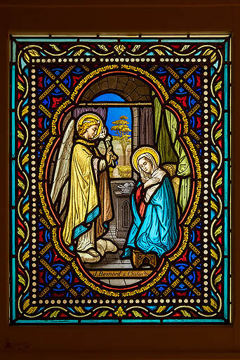 verrière © Pierre-Marie Barbe-Richaud / Région Bourgogne-Franche-Comté, Inventaire du patrimoine - 2022  verrière © Pierre-Marie Barbe-Richaud / Région Bourgogne-Franche-Comté, Inventaire du patrimoine - 2022