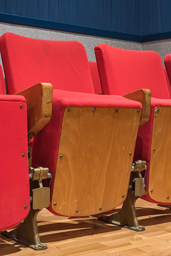  gymnase cinéma © Pierre-Marie Barbe-Richaud / Région Bourgogne-Franche-Comté, Inventaire du patrimoine - 2022