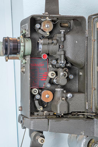  appareil de projection © Pierre-Marie Barbe-Richaud / Région Bourgogne-Franche-Comté, Inventaire du patrimoine - 2022