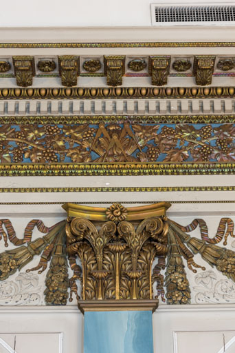 théâtre décor d'architecture © Pierre-Marie Barbe-Richaud / Région Bourgogne-Franche-Comté, Inventaire du patrimoine - 2022  théâtre décor d'architecture © Pierre-Marie Barbe-Richaud / Région Bourgogne-Franche-Comté, Inventaire du patrimoine - 2022