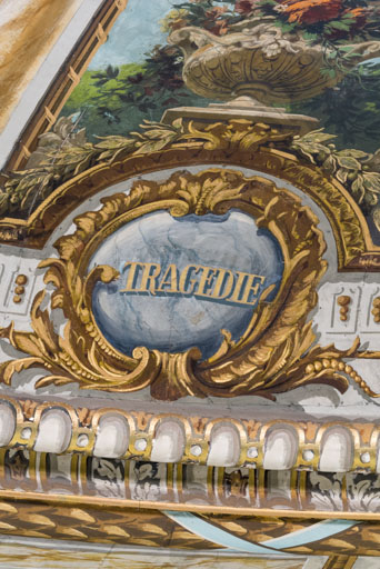 théâtre peinture monumentale © Pierre-Marie Barbe-Richaud / Région Bourgogne-Franche-Comté, Inventaire du patrimoine - 2022  théâtre peinture monumentale © Pierre-Marie Barbe-Richaud / Région Bourgogne-Franche-Comté, Inventaire du patrimoine - 2022