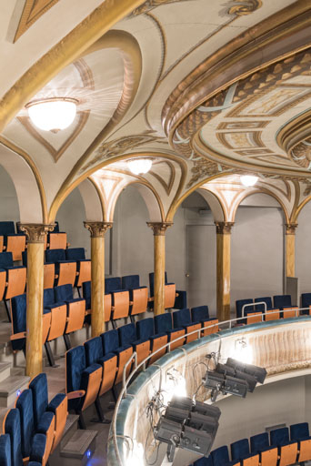 théâtre © Pierre-Marie Barbe-Richaud / Région Bourgogne-Franche-Comté, Inventaire du patrimoine - 2022  théâtre © Pierre-Marie Barbe-Richaud / Région Bourgogne-Franche-Comté, Inventaire du patrimoine - 2022