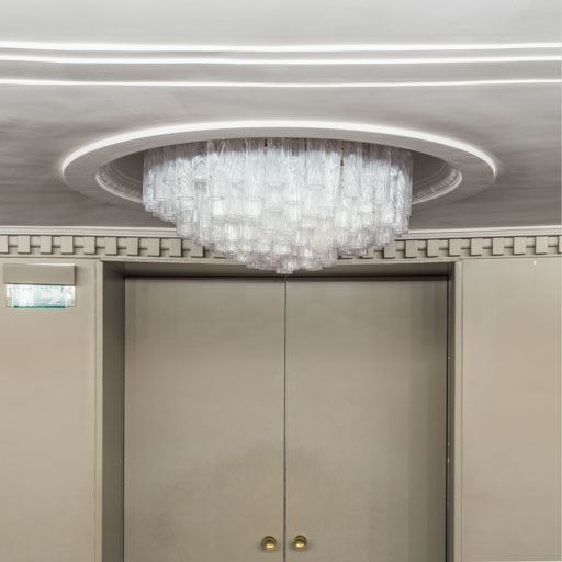  théâtre lustre © Pierre-Marie Barbe-Richaud / Région Bourgogne-Franche-Comté, Inventaire du patrimoine - 2022