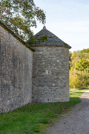  fortification d'agglomération © Pierre-Marie Barbe-Richaud / Région Bourgogne-Franche-Comté, Inventaire du patrimoine - 2022