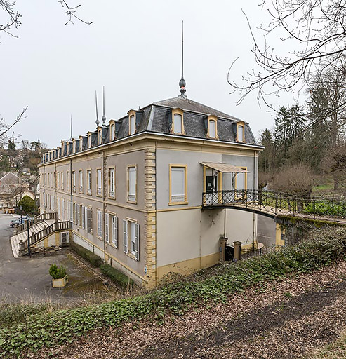 hôtel de voyageurs © Pierre-Marie Barbe-Richaud / Région Bourgogne-Franche-Comté, Inventaire du patrimoine - 2022  hôtel de voyageurs © Pierre-Marie Barbe-Richaud / Région Bourgogne-Franche-Comté, Inventaire du patrimoine - 2022