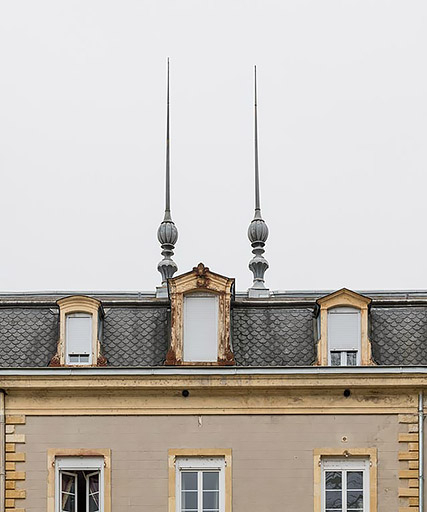 hôtel de voyageurs © Pierre-Marie Barbe-Richaud / Région Bourgogne-Franche-Comté, Inventaire du patrimoine - 2022  hôtel de voyageurs © Pierre-Marie Barbe-Richaud / Région Bourgogne-Franche-Comté, Inventaire du patrimoine - 2022