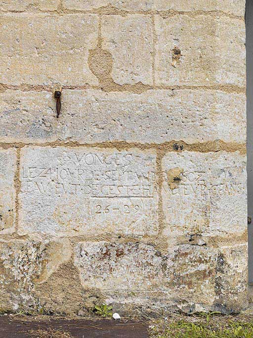  fortification d'agglomération château fort © Thierry Kuntz / Région Bourgogne-Franche-Comté, Inventaire du patrimoine - 2023