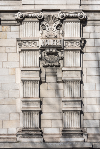 décor d'architecture relief © Pierre-Marie Barbe-Richaud / Région Bourgogne-Franche-Comté, Inventaire du patrimoine - 2023  décor d'architecture relief © Pierre-Marie Barbe-Richaud / Région Bourgogne-Franche-Comté, Inventaire du patrimoine - 2023