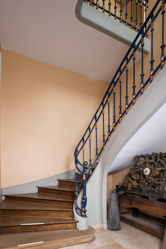 mairie théâtre © Pierre-Marie Barbe-Richaud / Région Bourgogne-Franche-Comté, Inventaire du patrimoine - 2023  mairie théâtre © Pierre-Marie Barbe-Richaud / Région Bourgogne-Franche-Comté, Inventaire du patrimoine - 2023