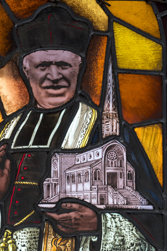 verrière © Pierre-Marie Barbe-Richaud / Région Bourgogne-Franche-Comté, Inventaire du patrimoine - 2023  verrière © Pierre-Marie Barbe-Richaud / Région Bourgogne-Franche-Comté, Inventaire du patrimoine - 2023