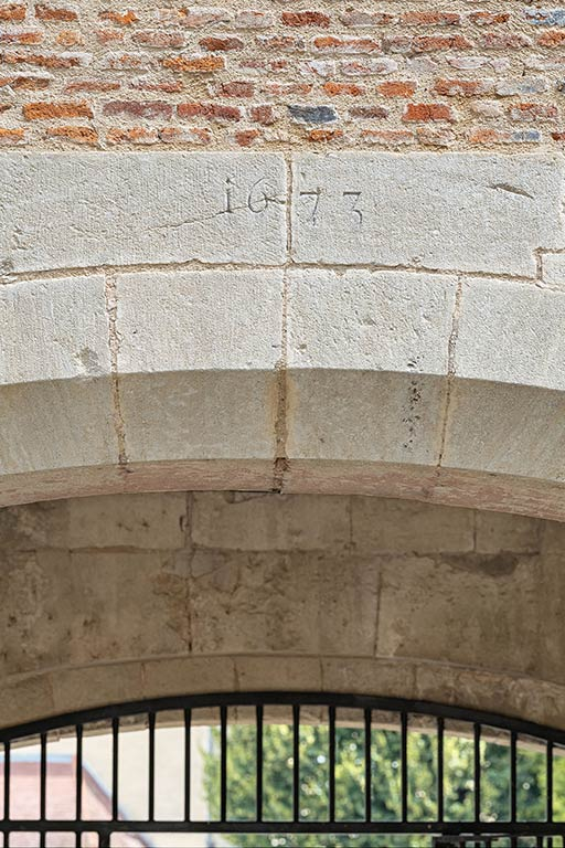  fortification d'agglomération château fort © Thierry Kuntz / Région Bourgogne-Franche-Comté, Inventaire du patrimoine - 2024