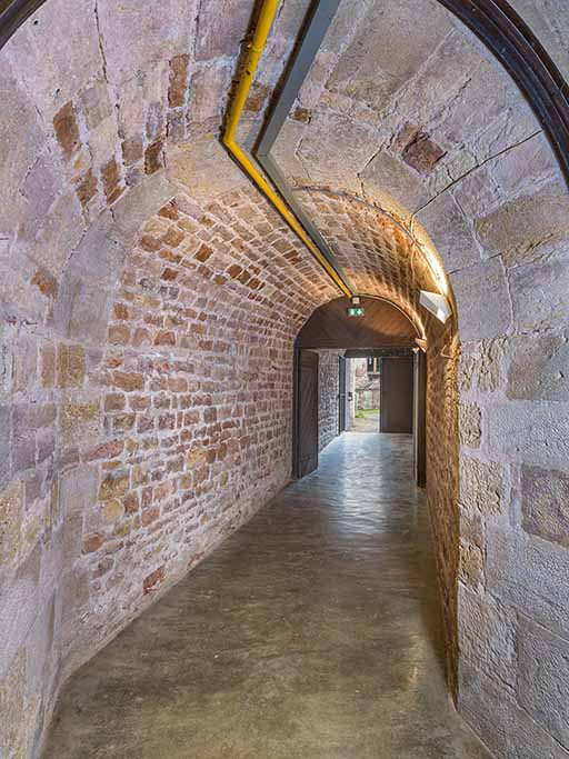  fortification d'agglomération château fort © Thierry Kuntz / Région Bourgogne-Franche-Comté, Inventaire du patrimoine - 2024