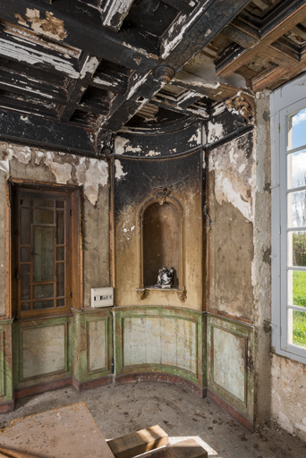 dépendance © Pierre-Marie Barbe-Richaud / Région Bourgogne-Franche-Comté, Inventaire du patrimoine - 2024  dépendance © Pierre-Marie Barbe-Richaud / Région Bourgogne-Franche-Comté, Inventaire du patrimoine - 2024