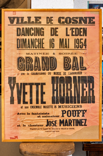 cinéma cercle de sociabilité salle des fêtes © Pierre-Marie Barbe-Richaud / Région Bourgogne-Franche-Comté, Inventaire du patrimoine - 2024  cinéma cercle de sociabilité salle des fêtes © Pierre-Marie Barbe-Richaud / Région Bourgogne-Franche-Comté, Inventaire du patrimoine - 2024