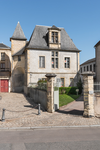  théâtre demeure © Pierre-Marie Barbe-Richaud / Région Bourgogne-Franche-Comté, Inventaire du patrimoine - 2025