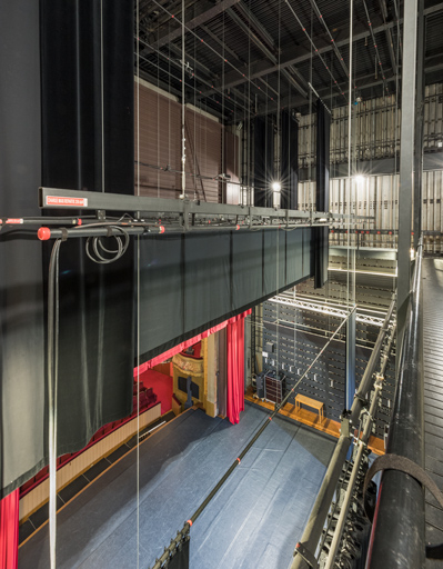  théâtre halle © Pierre-Marie Barbe-Richaud / Région Bourgogne-Franche-Comté, Inventaire du patrimoine - 2025