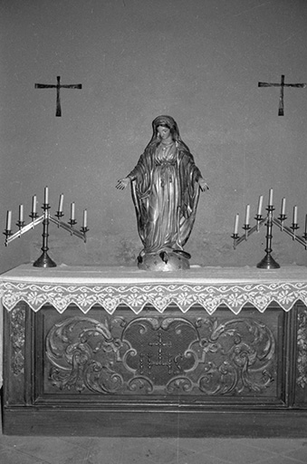 statue © Liliane Hamelin / Région Bourgogne-Franche-Comté, Inventaire du patrimoine - 1968