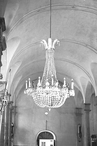 Lustre. © Yves Sancey / Région Bourgogne-Franche-Comté, Inventaire du patrimoine - 1973