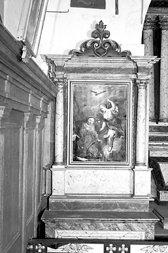 Vue d'ensemble de l'autel-retable latéral gauche. © Yves Sancey / Région Bourgogne-Franche-Comté, Inventaire du patrimoine - 1974