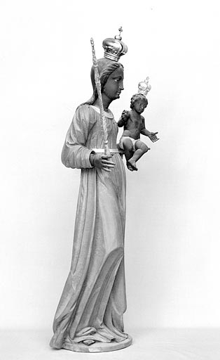 Vue de profil droit. © Yves Sancey / Région Bourgogne-Franche-Comté, Inventaire du patrimoine - 1974