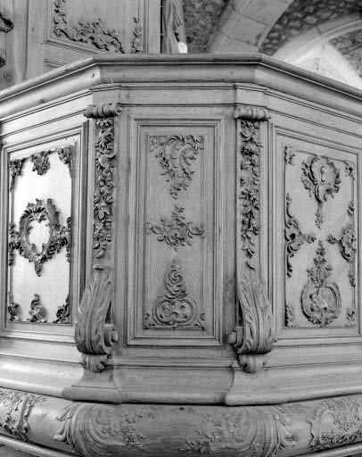 Détail : un petit panneau de la cuve, pan Nord-Est. © Yves Sancey / Région Bourgogne-Franche-Comté, Inventaire du patrimoine - 1974