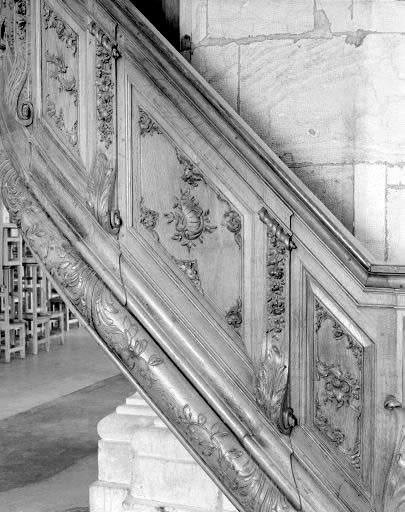 Détail : panneau de la rampe. © Yves Sancey / Région Bourgogne-Franche-Comté, Inventaire du patrimoine - 1974