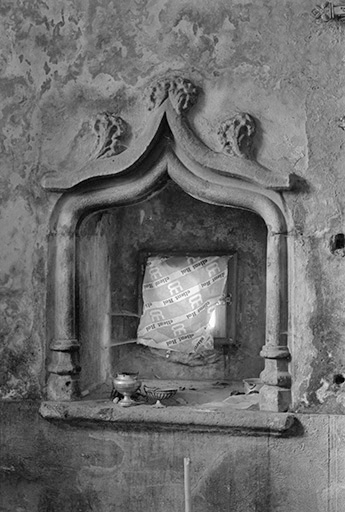 Fontaine de sacristie. © Guy Forestier / Région Bourgogne-Franche-Comté, Inventaire du patrimoine - 1974