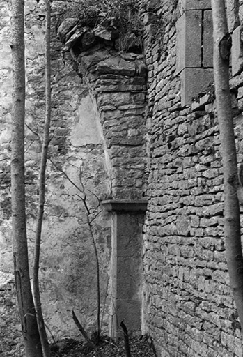 Pilastre de la nef. © Guy Forestier / Région Bourgogne-Franche-Comté, Inventaire du patrimoine - 1974