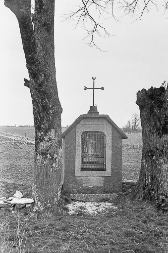 Oratoire de chemin, 1883 : vue générale. © Guy Forestier / Région Bourgogne-Franche-Comté, Inventaire du patrimoine - 1974