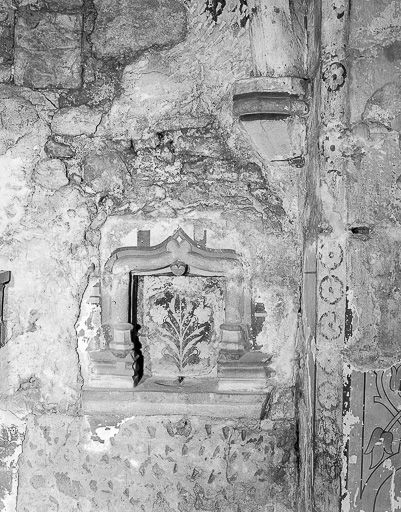 Intérieur : deuxième chapelle gauche, niche. © Yves Sancey / Région Bourgogne-Franche-Comté, Inventaire du patrimoine - 1974