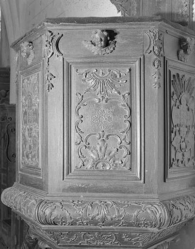 Détail : troisème panneau de la cuve. © Yves Sancey / Région Bourgogne-Franche-Comté, Inventaire du patrimoine - 1974