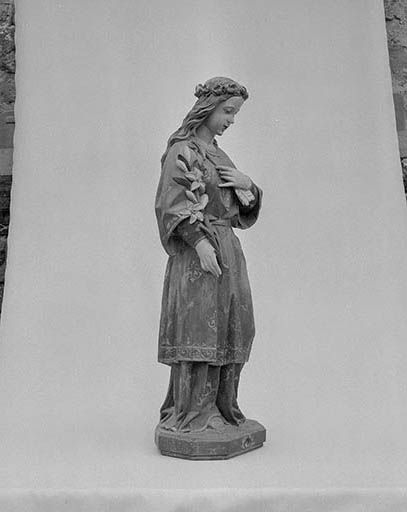 Vue de trois quarts droit. © Yves Sancey / Région Bourgogne-Franche-Comté, Inventaire du patrimoine - 1974