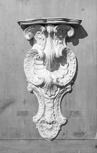 Intérieur : crédence © Yves Sancey / Région Bourgogne-Franche-Comté, Inventaire du patrimoine - 1975