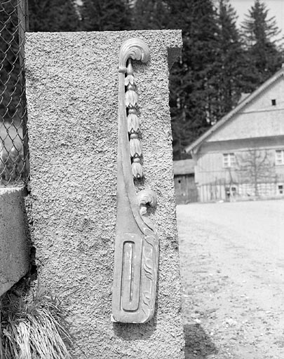 Fragment : aileron de retable. © Yves Sancey / Région Bourgogne-Franche-Comté, Inventaire du patrimoine - 1975