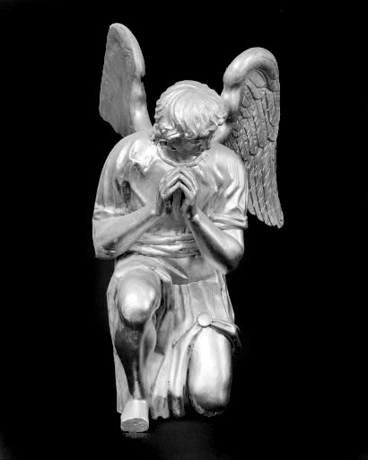 Ange droit vu de face. © Yves Sancey / Région Bourgogne-Franche-Comté, Inventaire du patrimoine - 1975