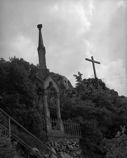 Edicule supérieur : vue d'ensemble. © Yves Sancey / Région Bourgogne-Franche-Comté, Inventaire du patrimoine - 1975