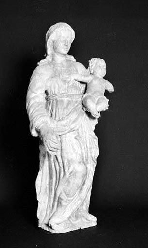 Vue de trois quarts droit. © Yves Sancey / Région Bourgogne-Franche-Comté, Inventaire du patrimoine - 1975