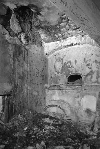 Intérieur : four. © Gilbert Poinsot / Région Bourgogne-Franche-Comté, Inventaire du patrimoine - 1975