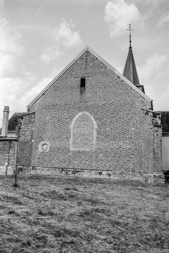 Façade postérieure. © Guy Forestier / Région Bourgogne-Franche-Comté, Inventaire du patrimoine - 1975